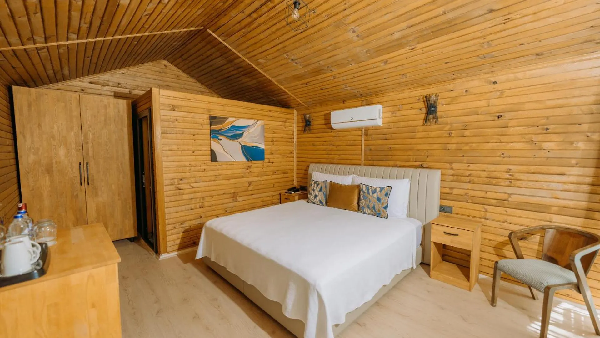 Doors Urla Hotel & Bungalows İzmir 0*,